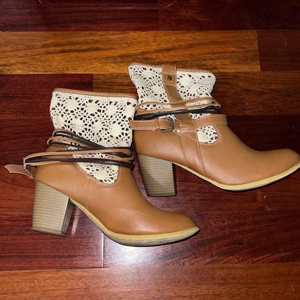 Booties with Lace